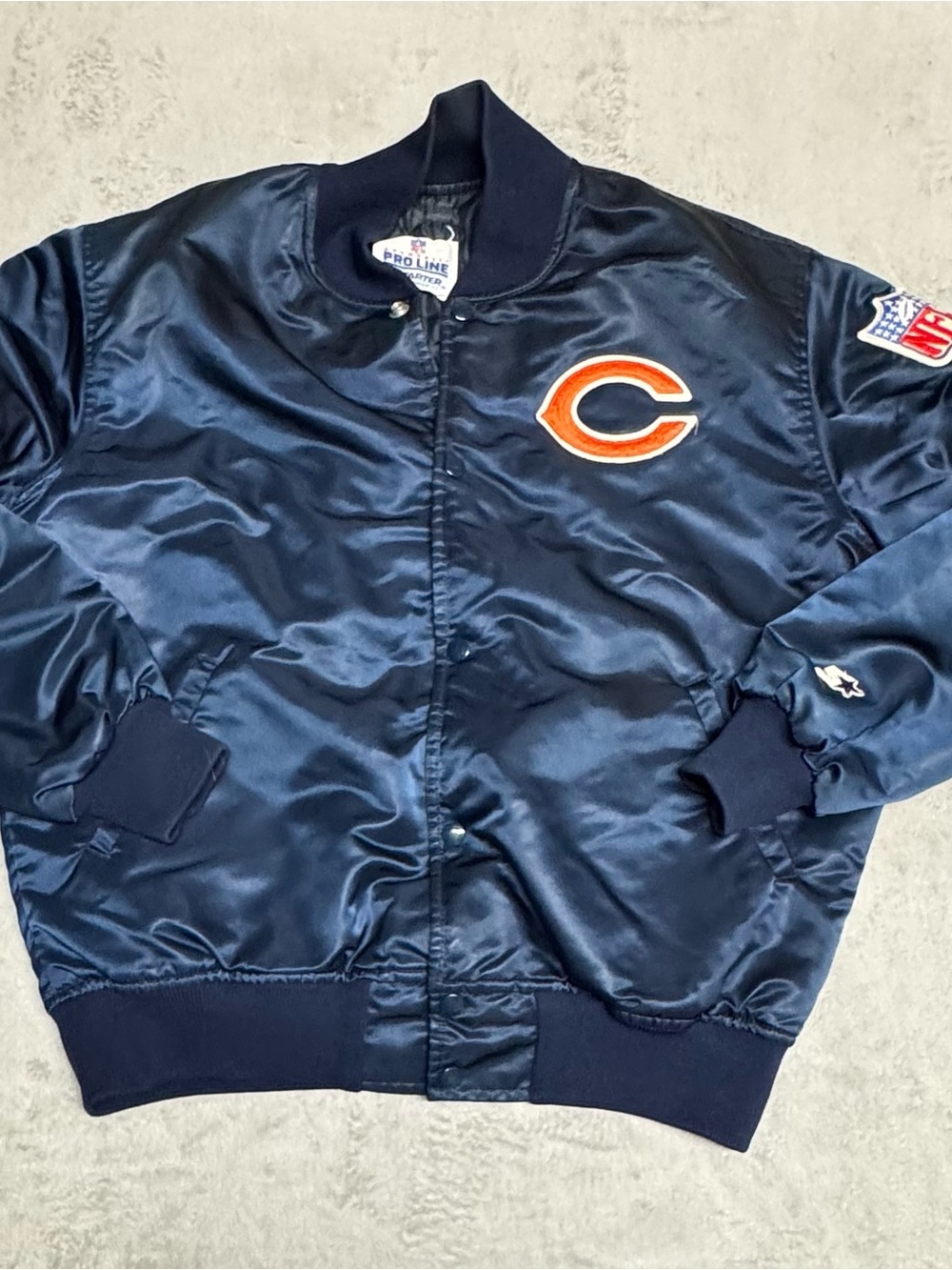 Vintage 80’s 90’s Chicago Bears Satin Starter Jacket Size Large Pro Line USA